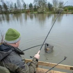 Korum Any Chair Feeder Arm, Teleskopisch -Korum Geschäft korum any chair telescopic feeder arm 3